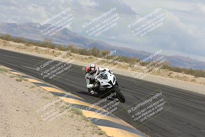 media/May-05-2025-Moto Forza (Mon) [[3c1838c5e5]]/2-B Group/Session 2 (Turn 7 Inside)/